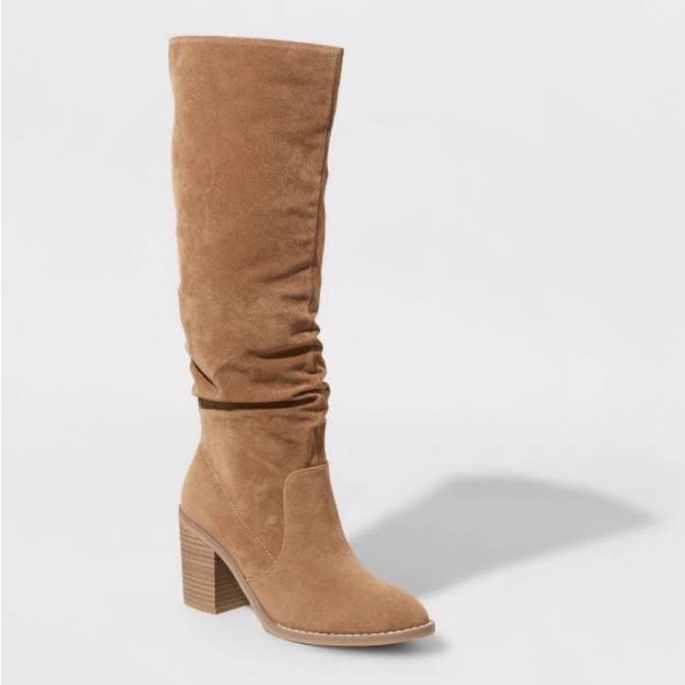 Slouch boots